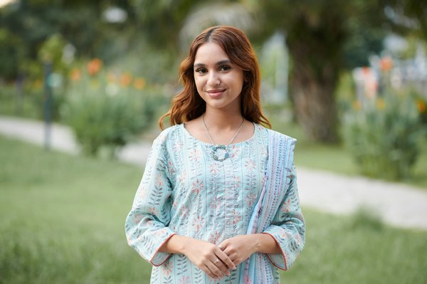 Comment découvrir les traditions de la danse bhoutanaise au Bhoutan?